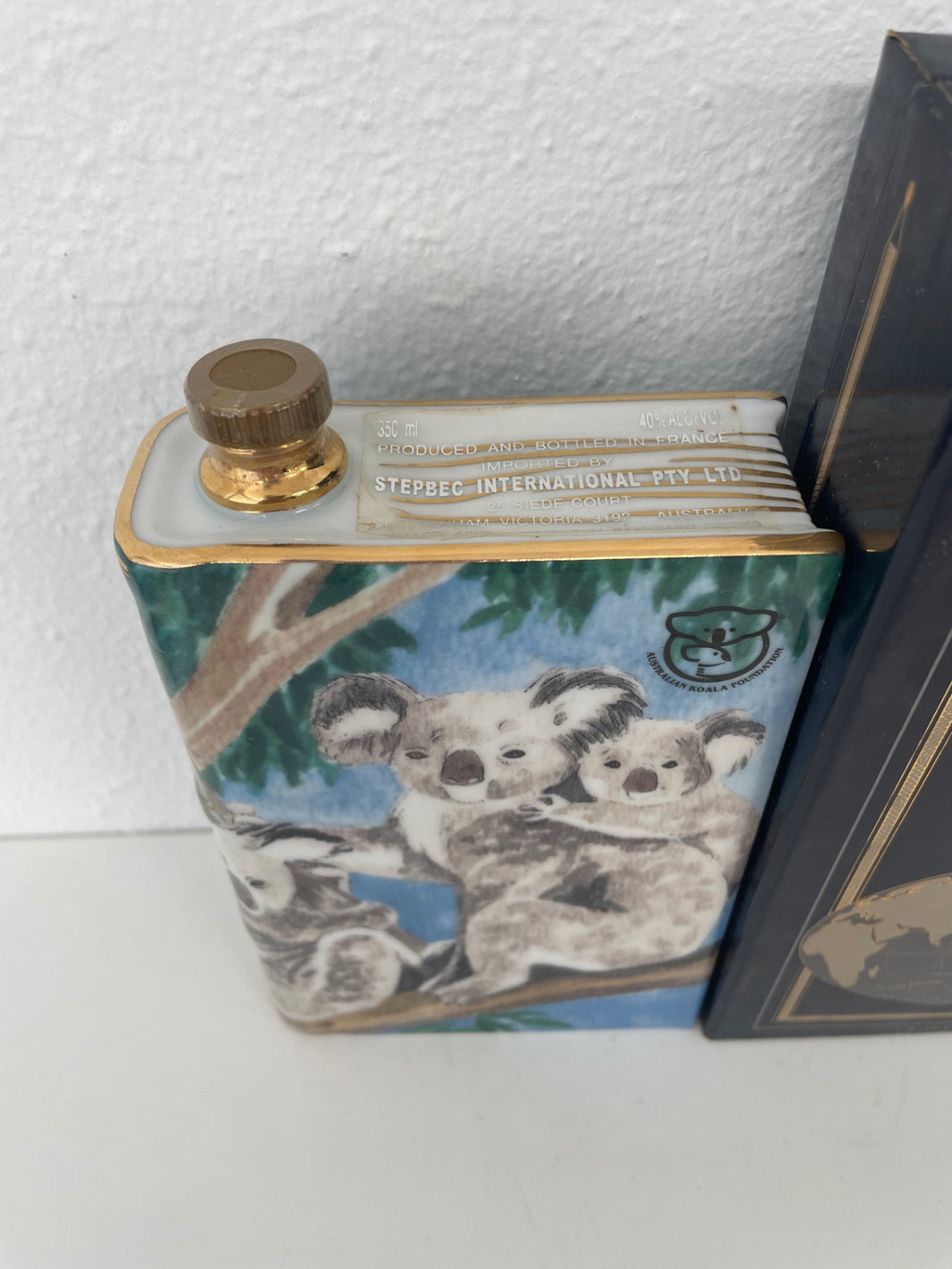 image Camus Book Australia 350ml