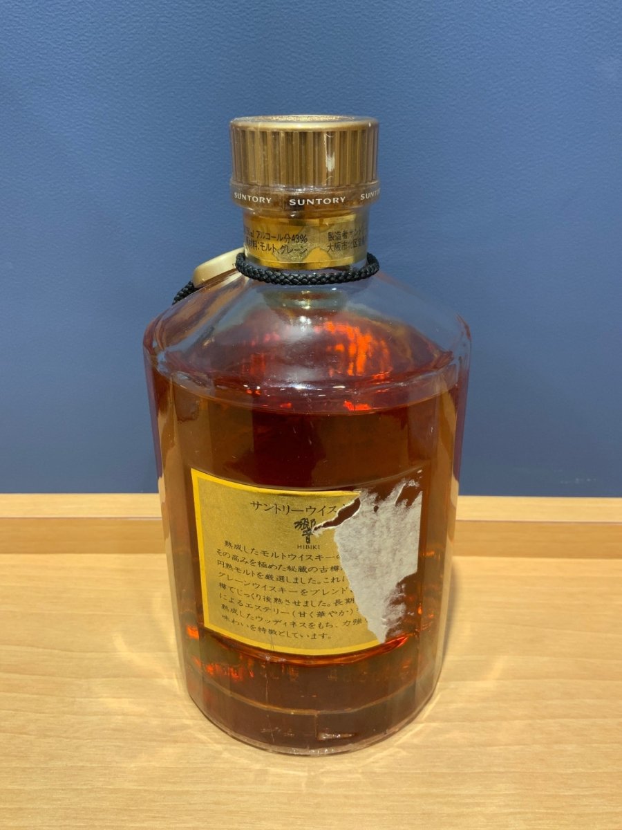 image 響 金キャップ 裏ゴールドラベル 700ml - LIQUOR JOY