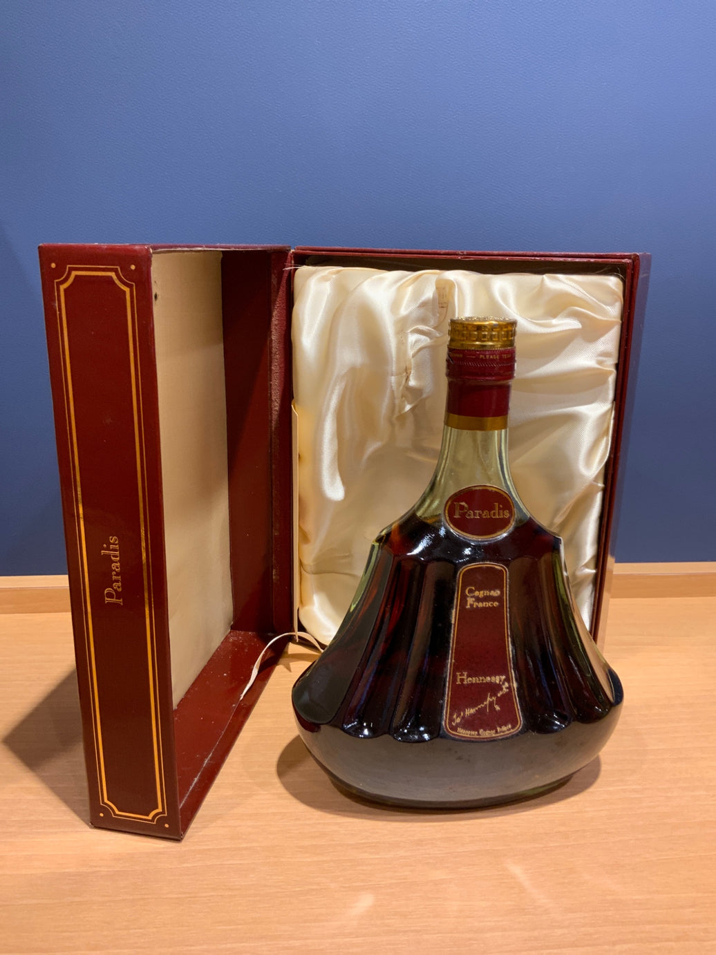 Hennessy Paradis old bottle with box