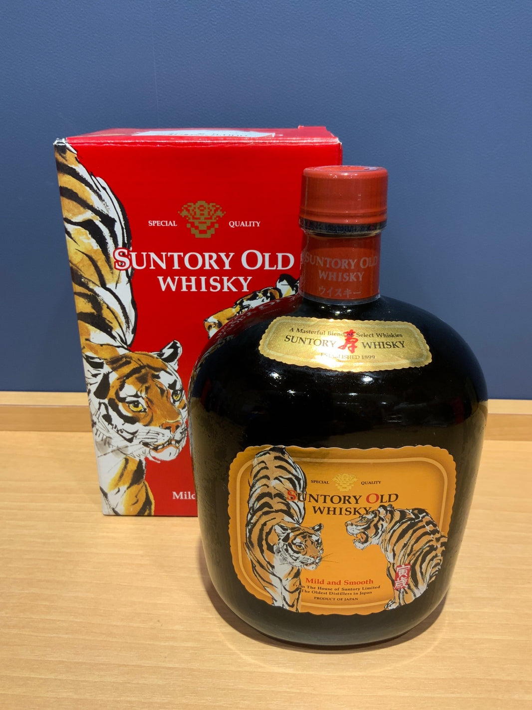 image Suntory Old Whisky (Snake Year)