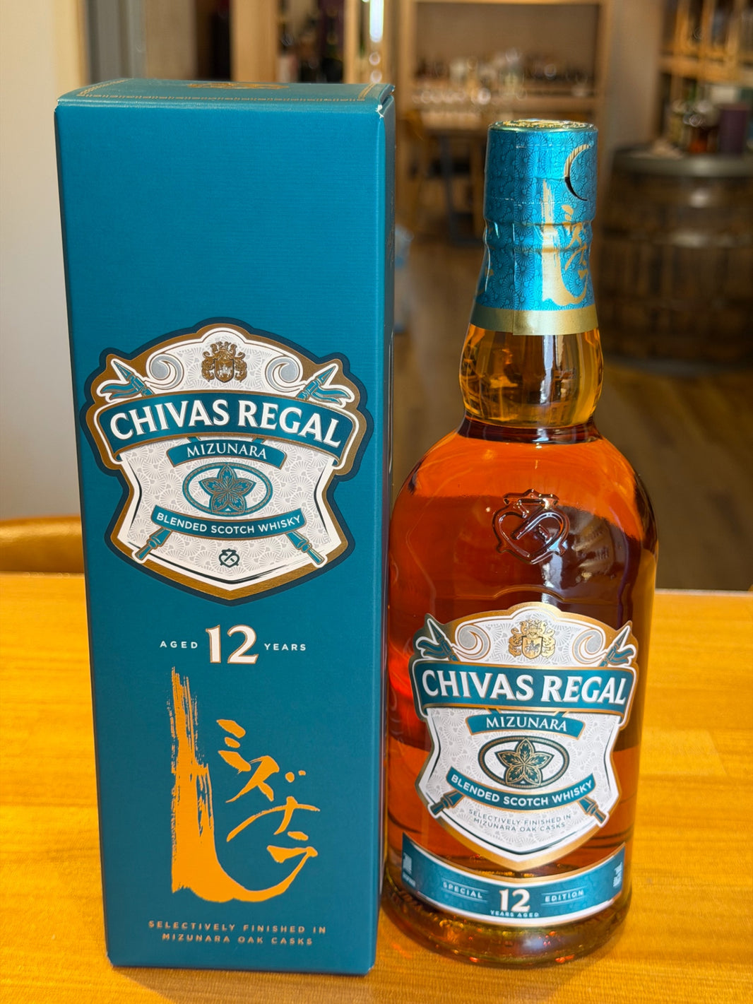 シーバスリーガル ミズナラ12年 ブレンデッドスコッチウイスキー 箱入り スコットランド 700ml