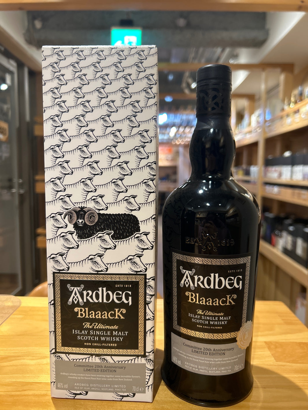アードベッグ ブラック 700ml 46度