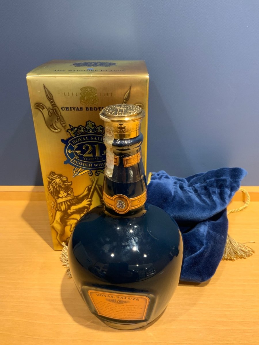 image ROYAL SALUTE ロイヤルサルート 21年 青 陶器ボトル ウイスキー 750ml 40% - LIQUOR JOY