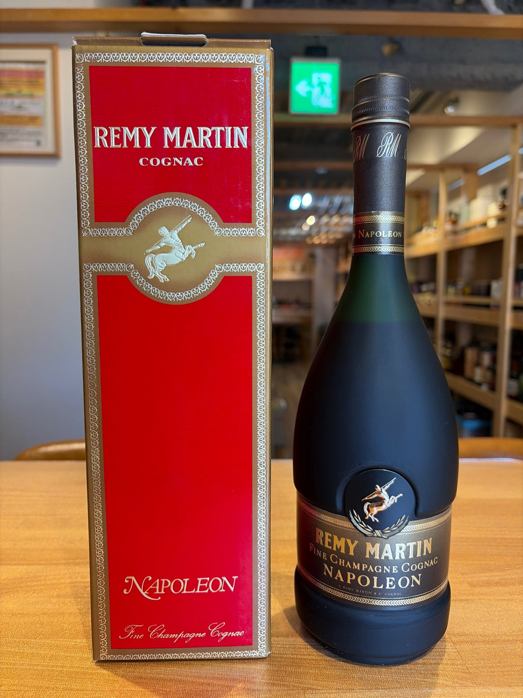レミーマルタン ナポレオン FINE CHAMPAGNE 700mlブランデー