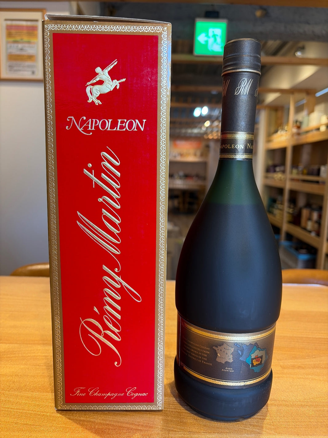 image レミーマルタン ナポレオン FINE CHAMPAGNE 700mlブランデー