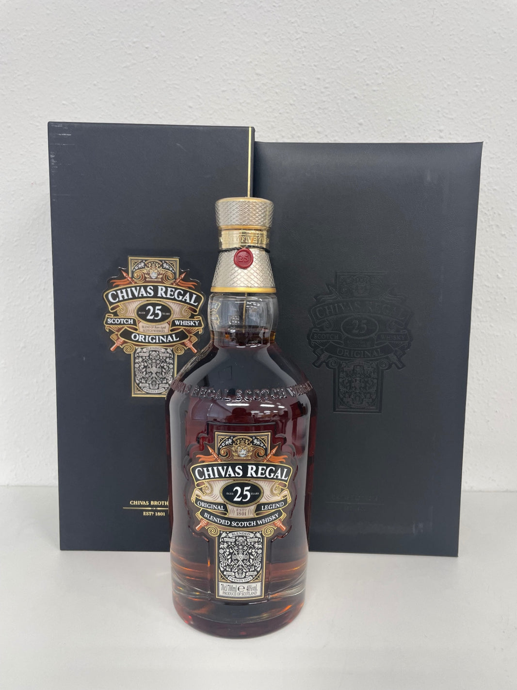 シーバスリーガル 25年 700ml