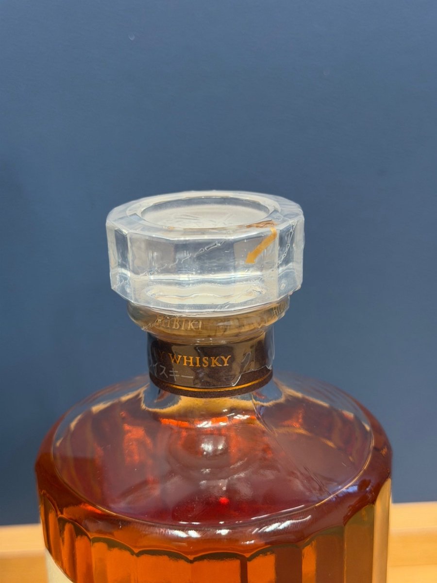 サントリー響12年 ギフトボックス 700ml 1本 - LIQUOR JOY