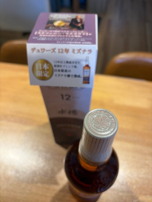 デュワーズ 12年 ミズナラ 700ml 40% - LIQUOR JOY