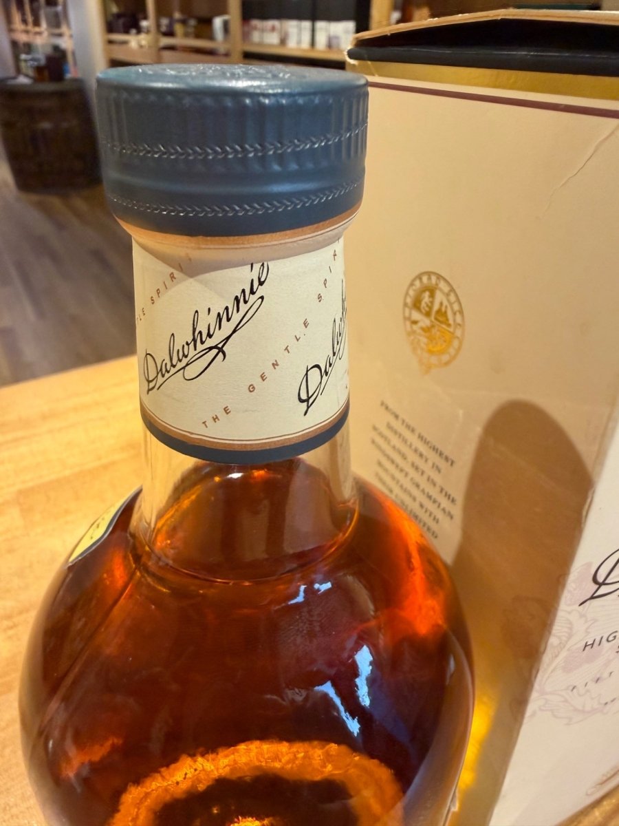 ダルウィニー 15年 箱入り [ ウイスキー イギリス 700ml ]