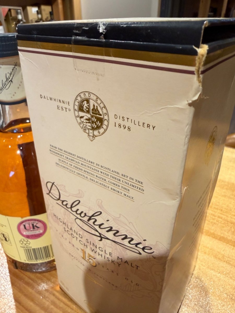 ダルウィニー 15年 箱入り [ ウイスキー イギリス 700ml ]
