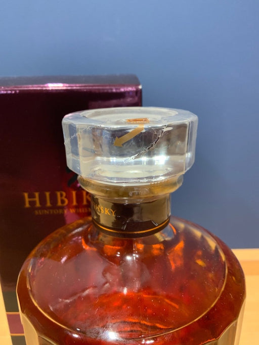 サントリー ブレンデッドウイスキー 響17年カートン付き [ ウイスキー 日本 700ml ] - LIQUOR JOY