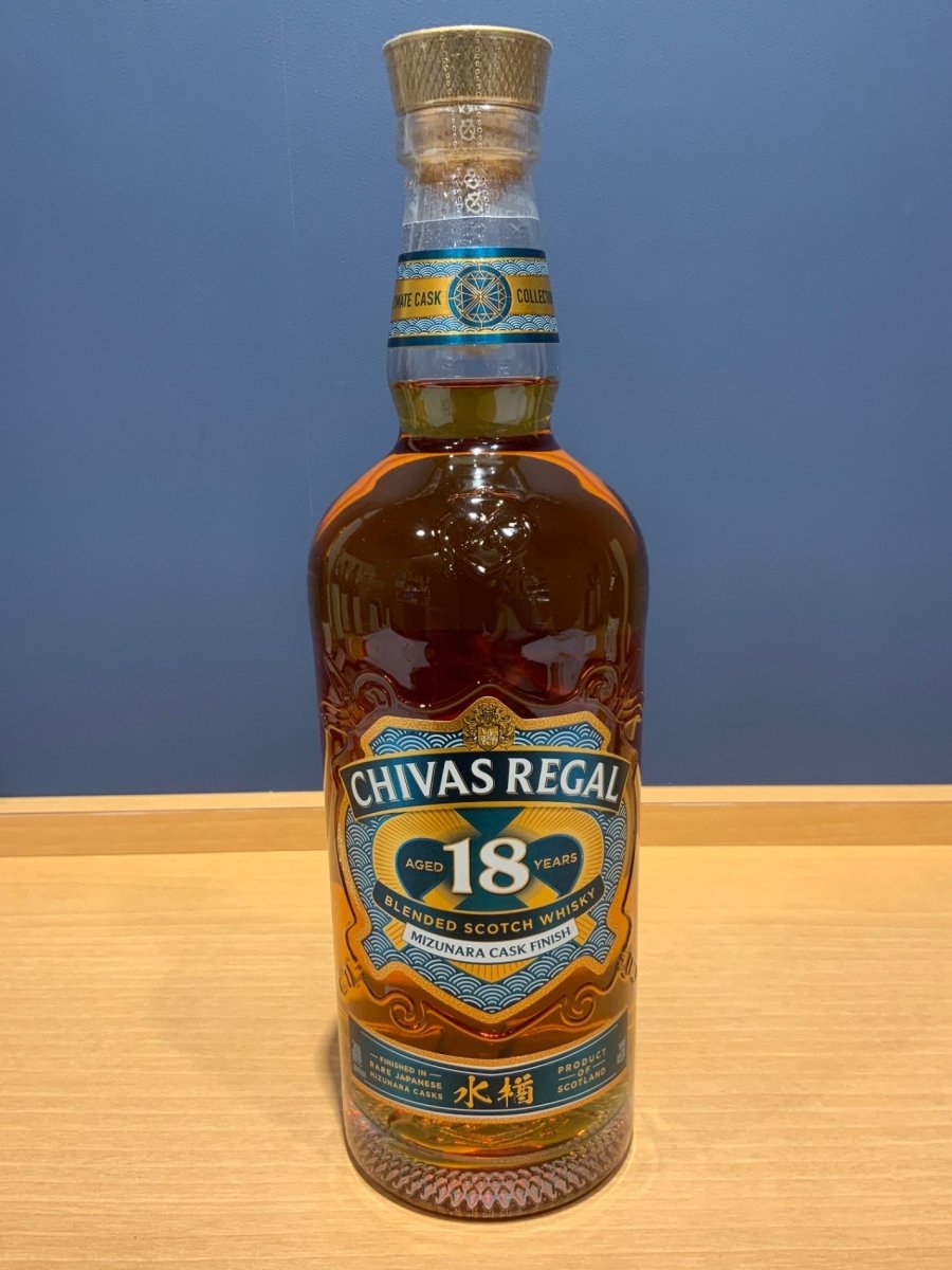 シーバスリーガル 18年 水楢 ミズナラ カスク フィニッシュ 箱なし 正規品 43度 700ml - LIQUOR JOY