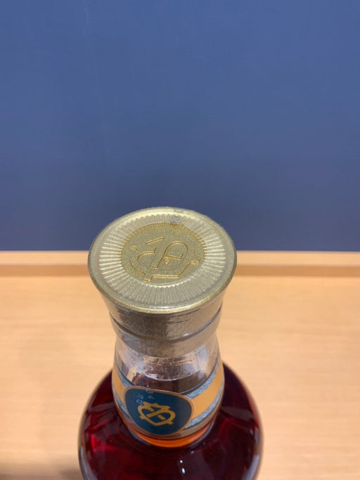 シーバスリーガル 18年 水楢 ミズナラ カスク フィニッシュ 箱なし 正規品 43度 700ml - LIQUOR JOY