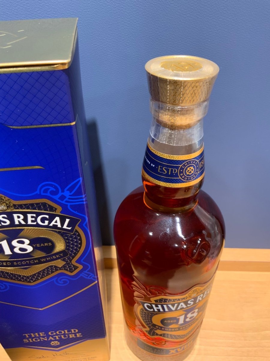 シーバスリーガル ブレンデッド スコッチウイスキー 18年 700ml - LIQUOR JOY