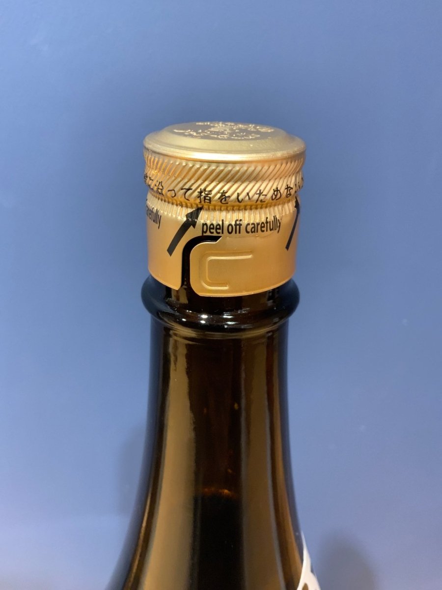 十四代 秘伝玉返し 特別本醸造 本丸 1800ml - LIQUOR JOY