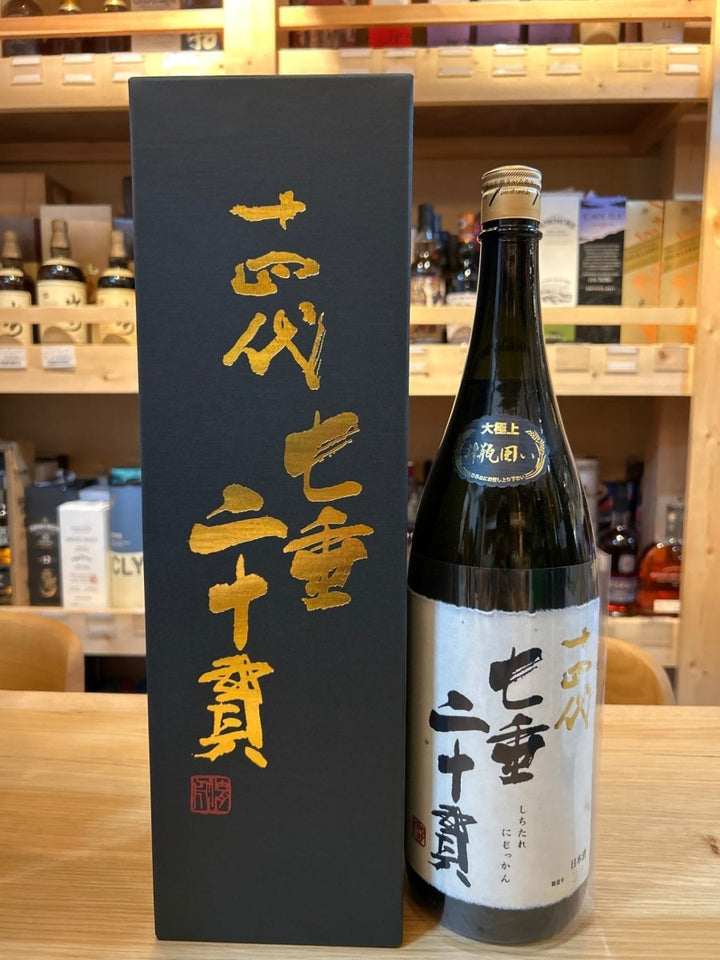 十四代 純米大吟醸 七垂二十貫 専用カートン入 1800ml - LIQUOR JOY