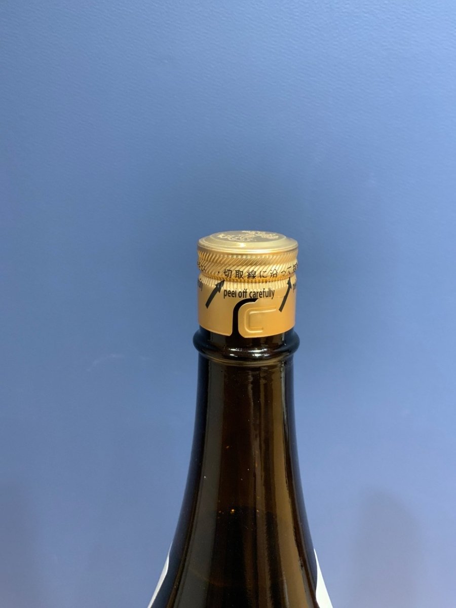十四代 秘伝玉返し 特別本醸造 本丸 1800ml - LIQUOR JOY