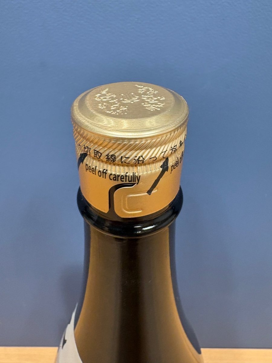 高木酒造 十四代 本丸 秘伝玉返し 1.8L - LIQUOR JOY