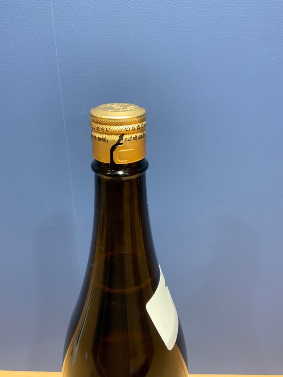高木酒造 十四代 本丸 秘伝玉返し 1.8L - LIQUOR JOY
