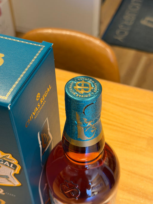 シーバスリーガル ミズナラ12年 ブレンデッドスコッチウイスキー 箱入り スコットランド 700ml