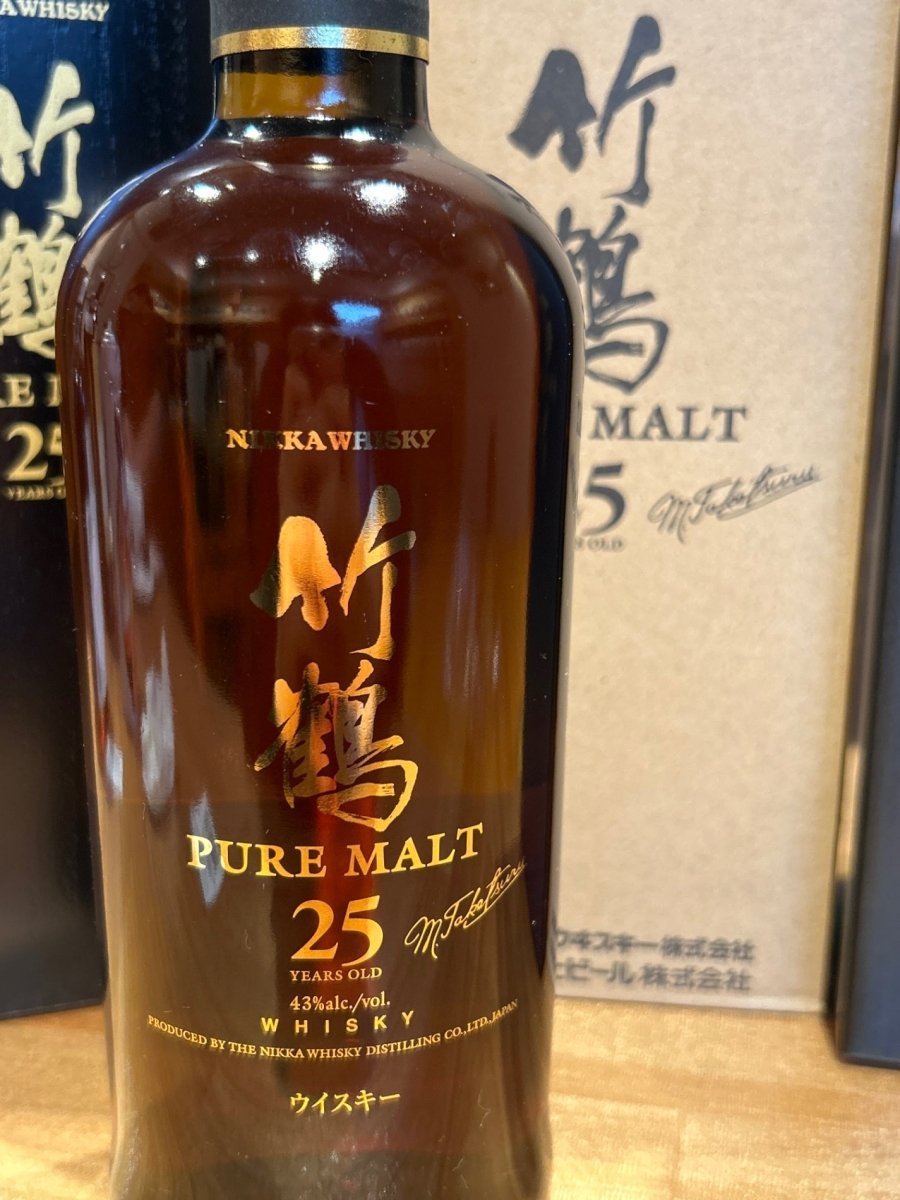 竹鶴25年ピュアモルト [ ウイスキー 日本 700ml ] - LIQUOR JOY