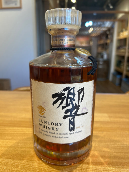 響 裏黒ラベル 700ml