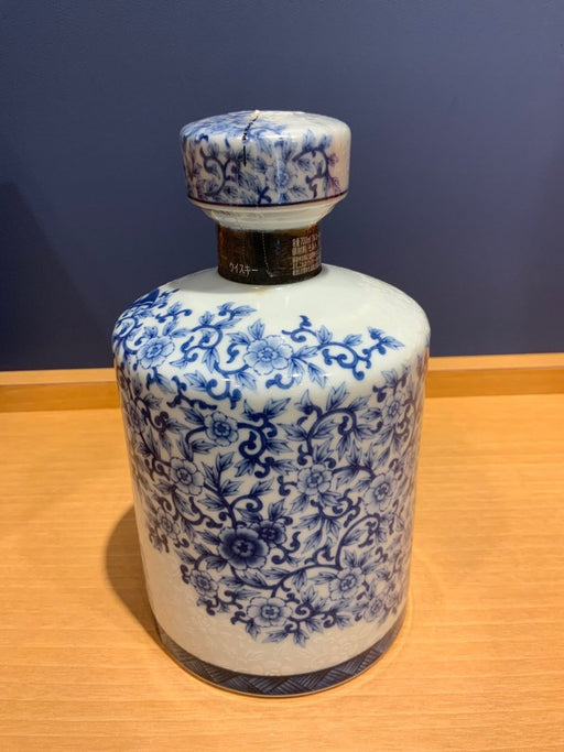 響　35年　初期有田「染付牡丹蝶図筒形瓶」 - LIQUOR JOY