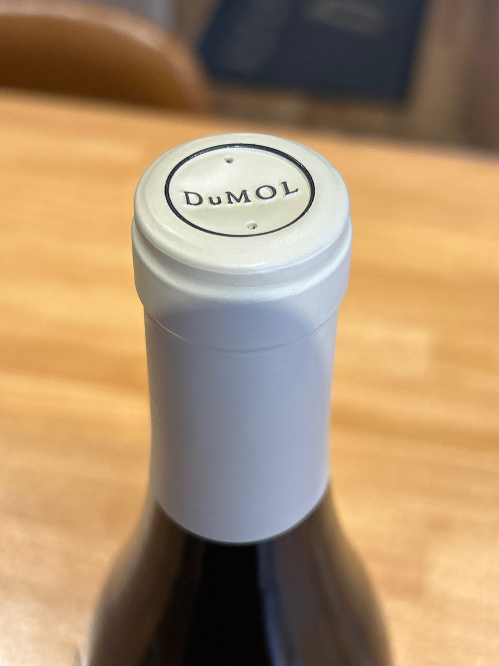 デュモル DUMOL　2019　750ml(HIGHLAND DIVIDE RUSSIAN RIVER VALLEY)