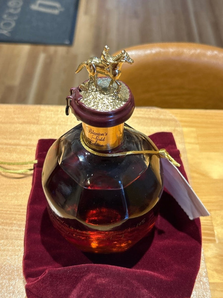 ブラントン ゴールド 51.5度 700ml 【バーボン】 - LIQUOR JOY