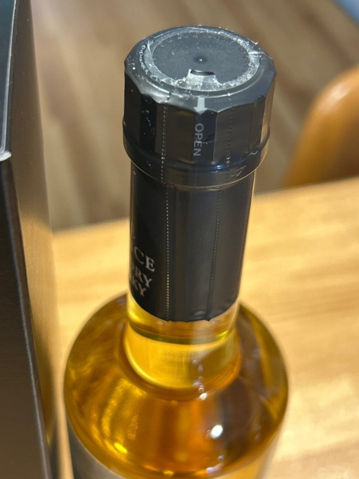 エッセンスオブサントリーウィスキー　ライスウィスキー　56％　500ml - LIQUOR JOY