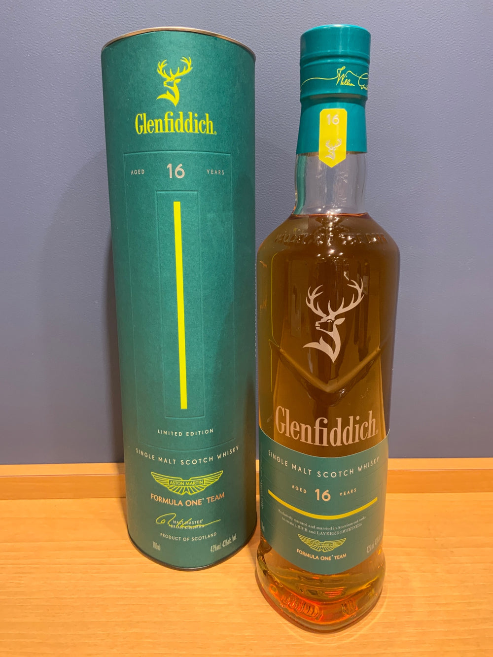 グレンフィディック 16年 アストンマーティン  F1デザイン 700ml