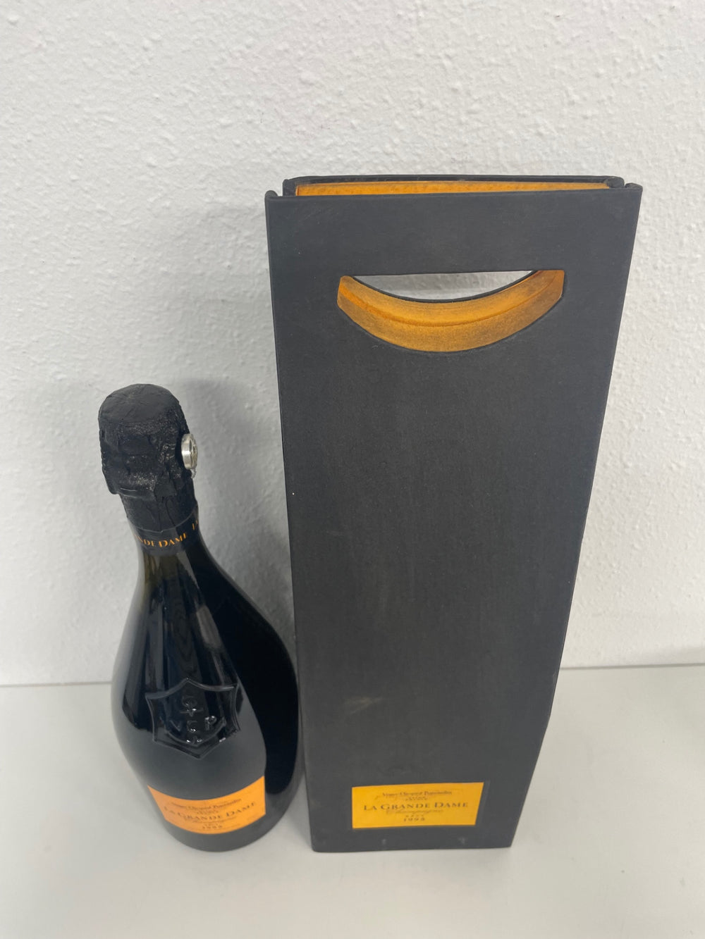 1995 La Grande Dame (Dam) Veuve Clicquot 750ml