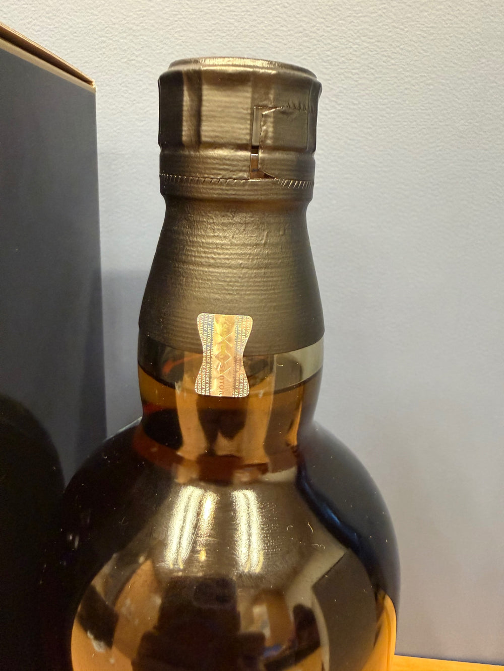 サントリー山崎18年 700ml カートン付き