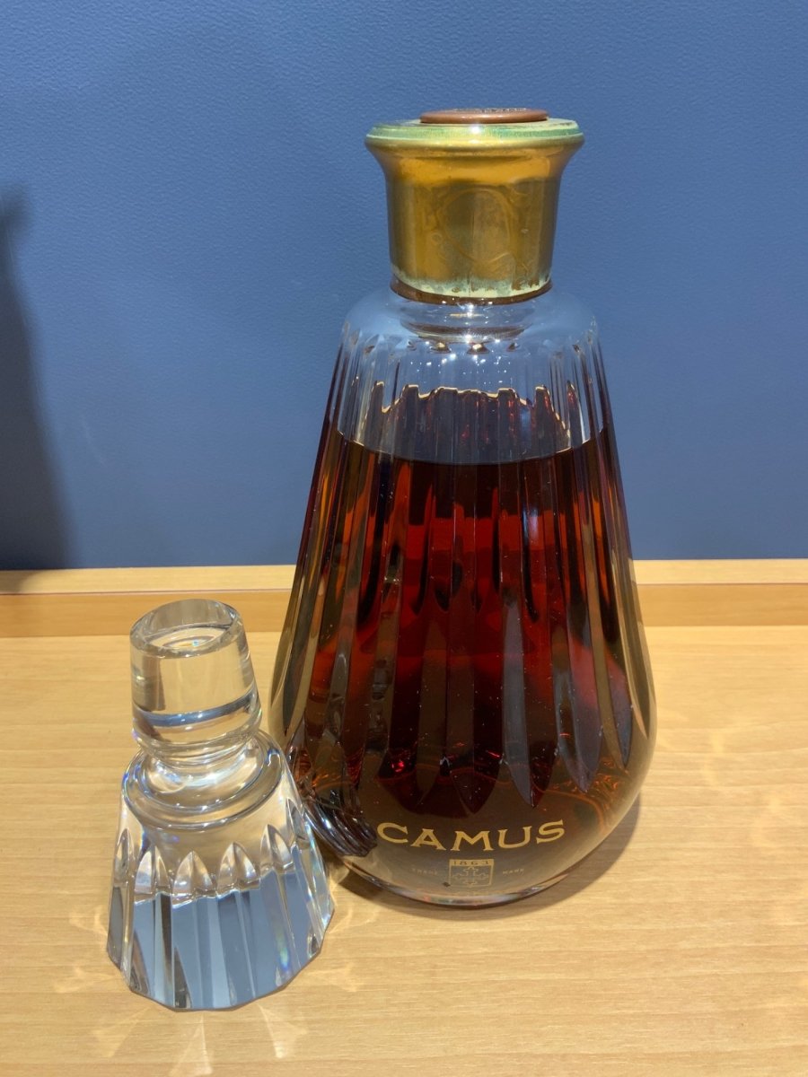 カミュ バカラ カラフェ 700ml 40度 - LIQUOR JOY