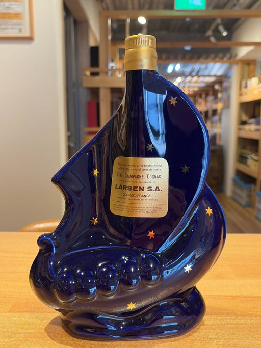 ラーセン ナイトブルー シップ 700ml - LIQUOR JOY