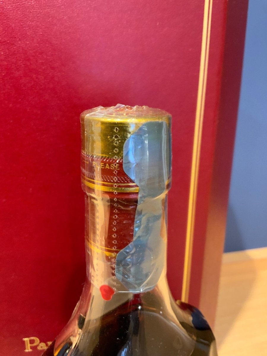 ヘネシー パラディー エクストラ 700ml 並行 箱付 [並行輸入品] - LIQUOR JOY