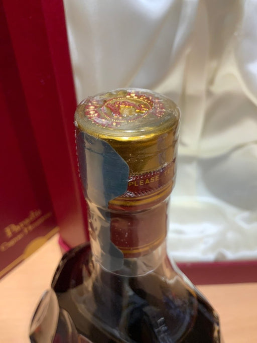ヘネシー パラディー エクストラ 700ml 並行 箱付 [並行輸入品] - LIQUOR JOY