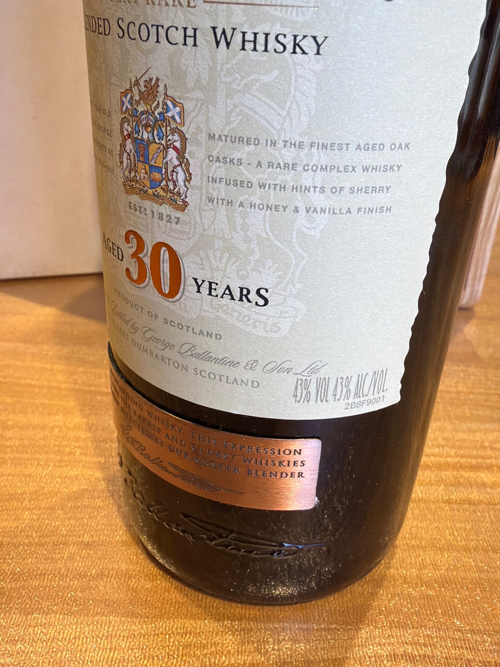 バランタイン 30年 40° 700ml (木箱入)