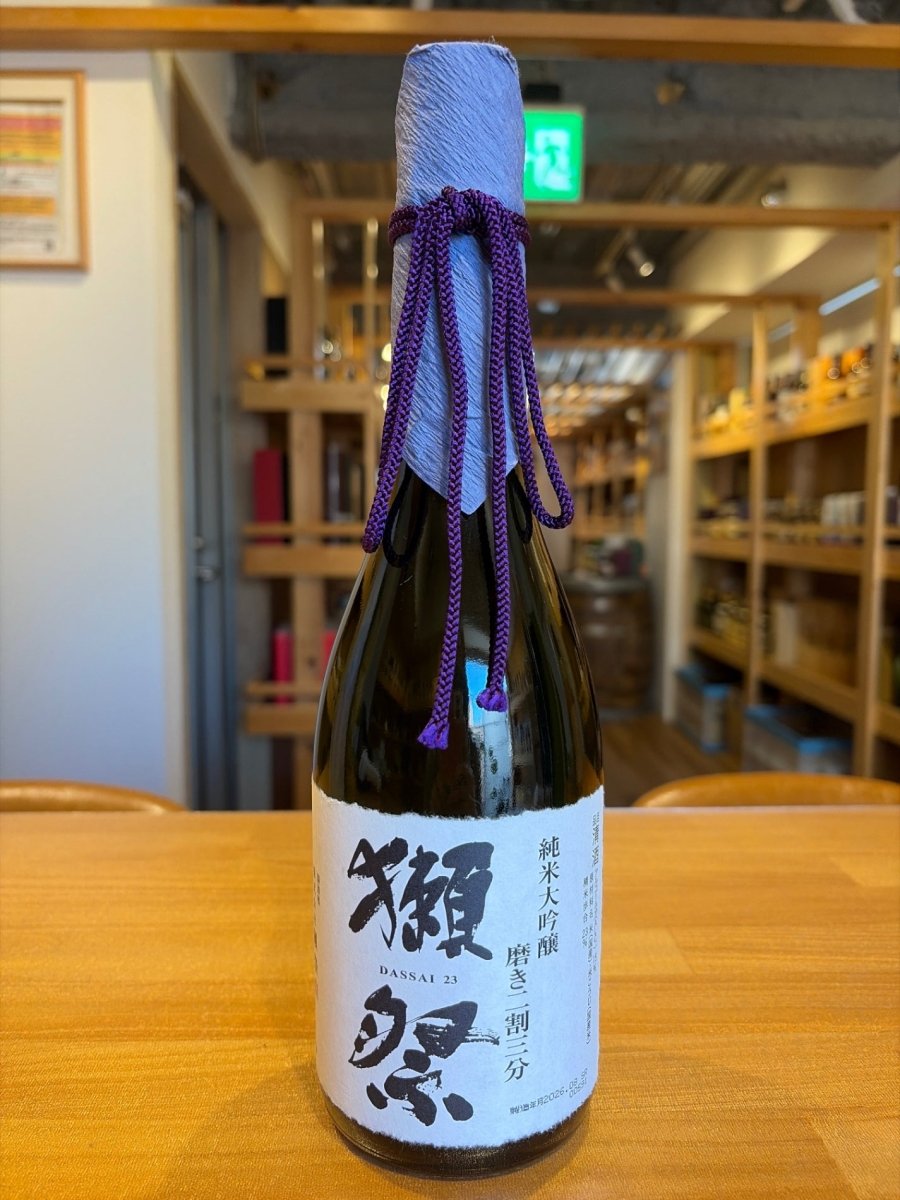 獺祭(だっさい) 純米大吟醸 磨き二割三分 720ml [ 日本酒 山口県 ] - LIQUOR JOY