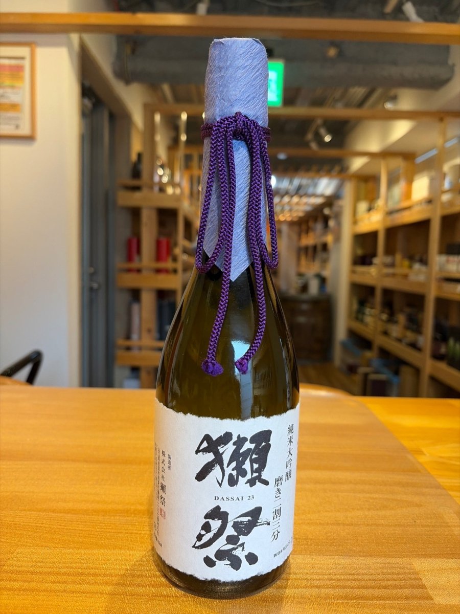獺祭(だっさい) 純米大吟醸 磨き二割三分 720ml [ 日本酒 山口県 ] - LIQUOR JOY