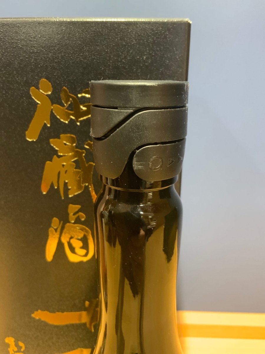 十四代 秘蔵酒 純米大吟古酒 720ml - LIQUOR JOY