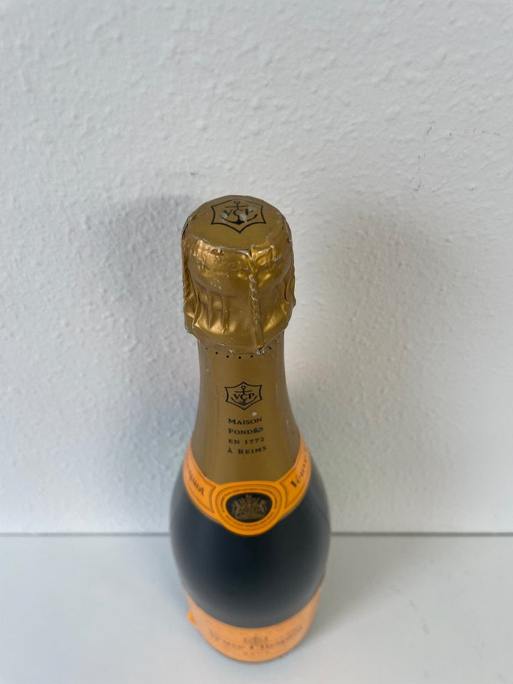 ヴーヴクリコ イエローラベル [ スパークリング フランス 750ml ] - LIQUOR JOY