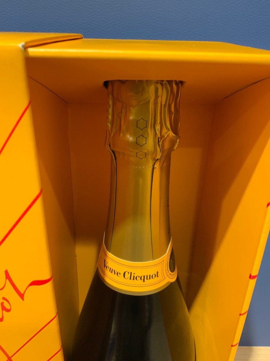 ヴーヴクリコ イエローブリュット 750ml - LIQUOR JOY