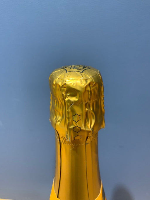 ヴーヴ・クリコ　ブリュット 750ml - LIQUOR JOY