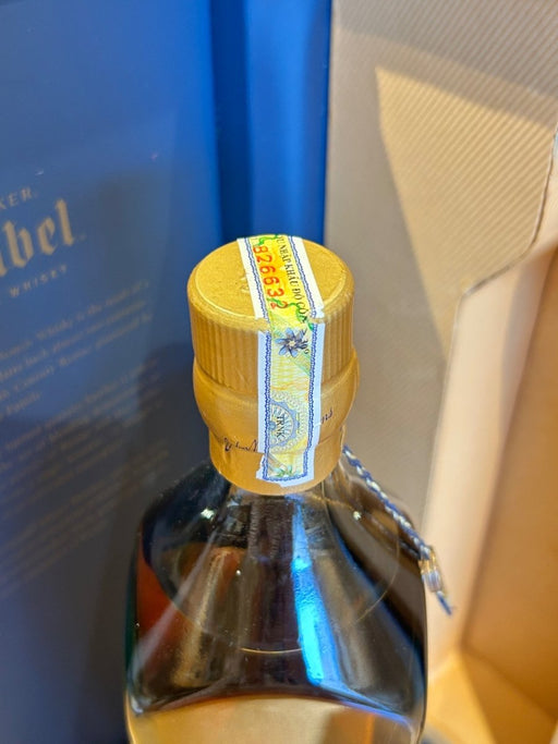 ジョニーウォーカー ブルーラベル 箱付き/海外版　750ML - LIQUOR JOY