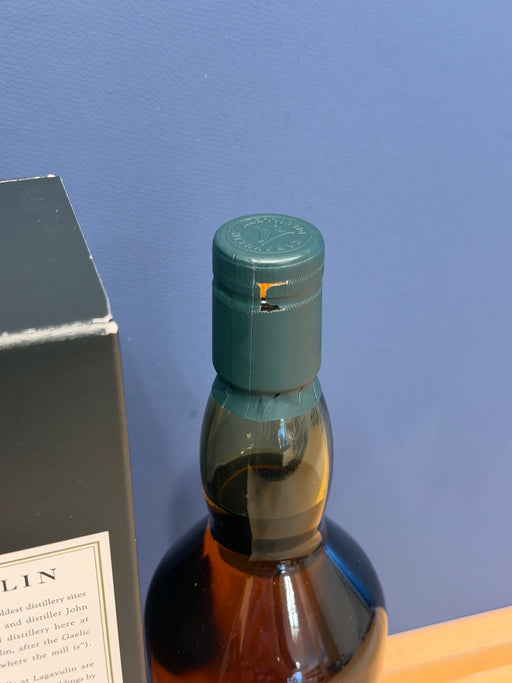 ラガヴーリン16年 43度 700ml