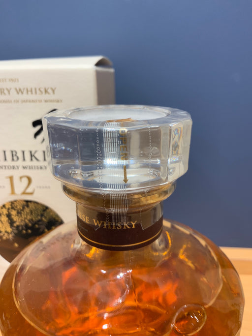 Hibiki  サントリー 響12年 700ml　新版
