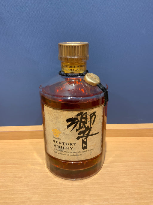 響 金キャップ 裏ゴールドラベル 700ml