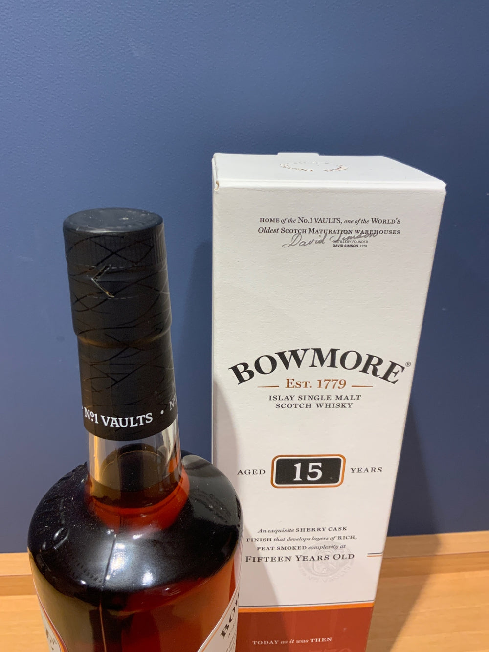 ボウモア 15年 43°700ml [正規品箱入り]