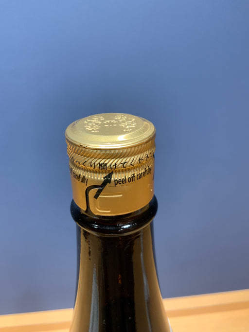 高木酒造 十四代 本丸 秘伝玉返し 1.8L